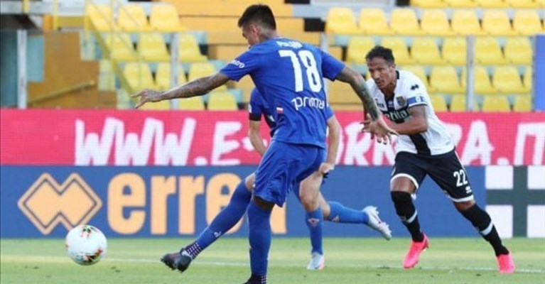 Il primo rigore di Pulgar