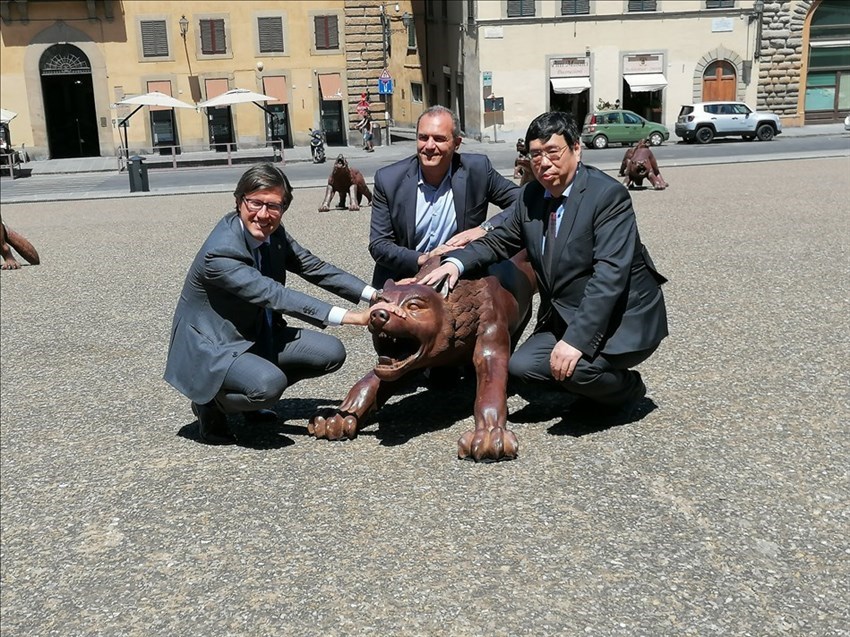 I sindaci di Firenze e Napoli eil console cinese