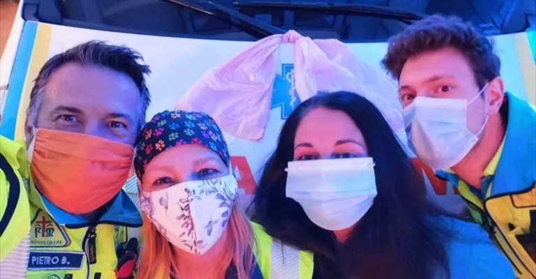 L'equipaggio della Misericoordia che ha aiutato Sofia a venire al mondo