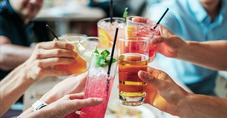 Vedita alcolici fuori orario, arrivano le multe