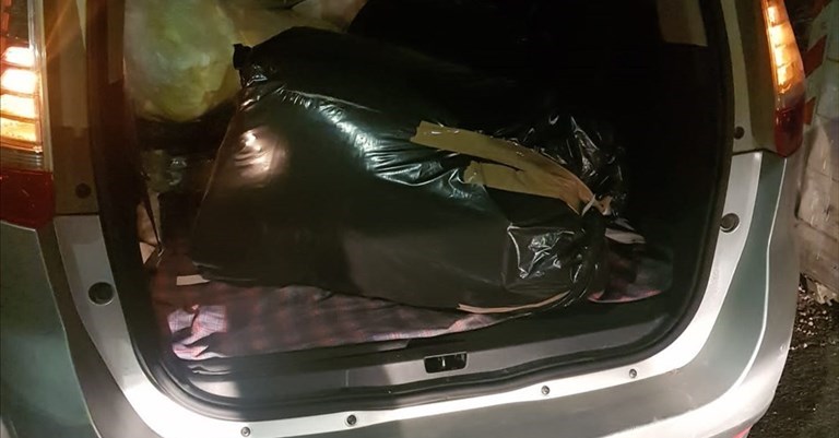 Gli scarti tessili dei fratelli cinesi