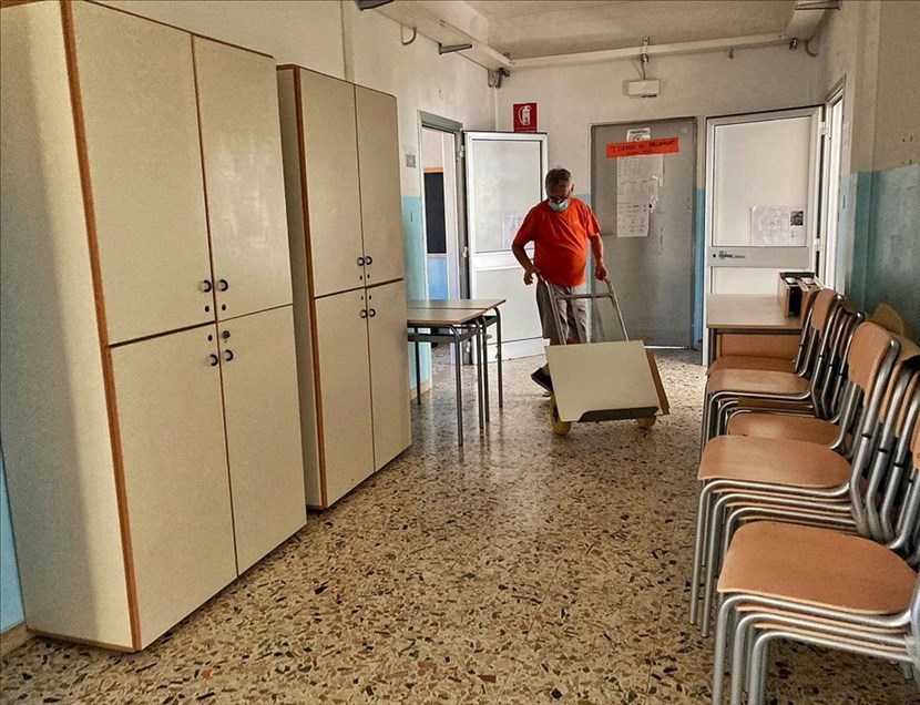 i nuovi banchi a scuola