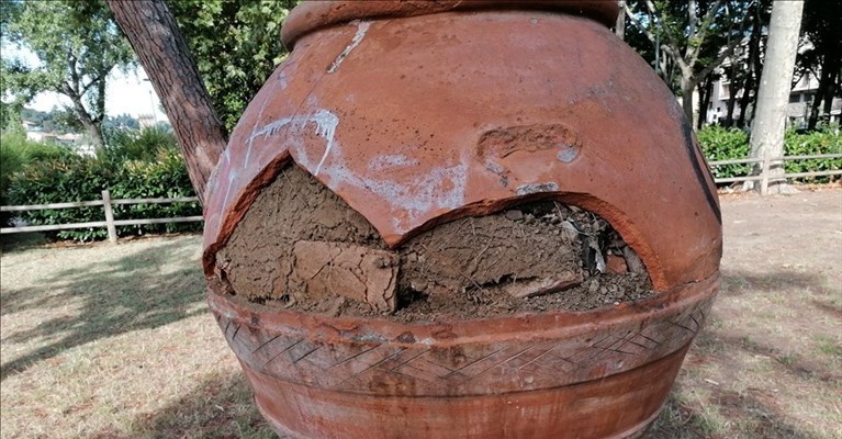 l'orcio ottocentesco spaccato