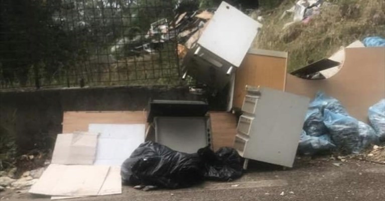 l'abbandono scoperto