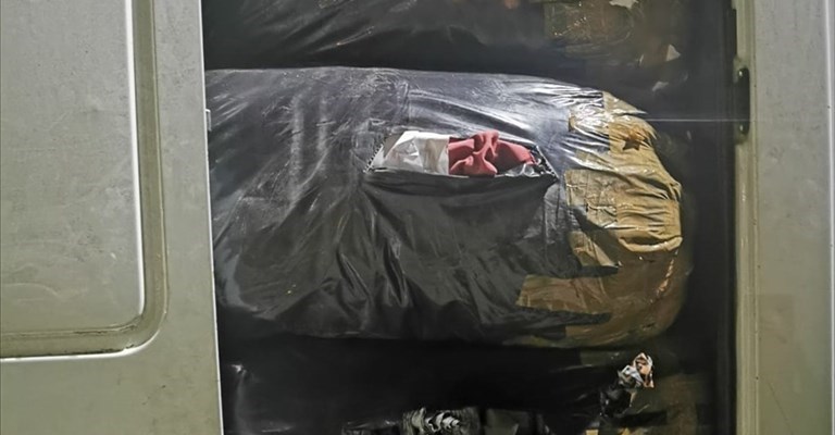 il furgone pieno di scarti