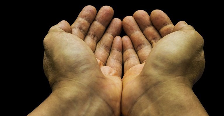 l'accattone senza mascherina