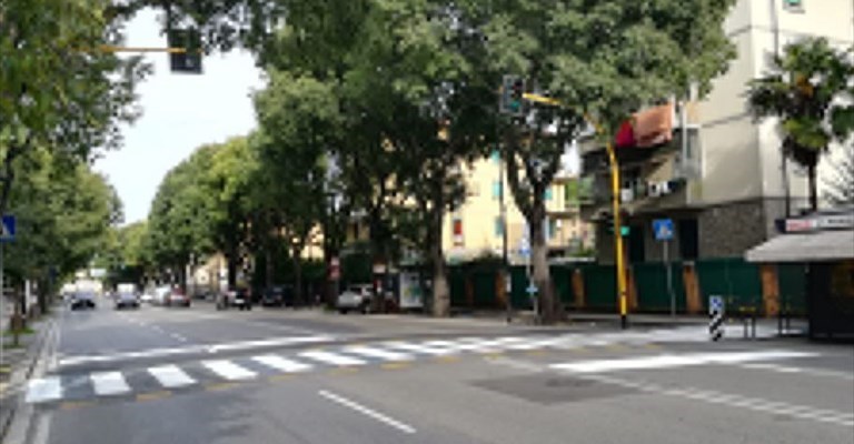 l'attraversamento col nuovo semaforo