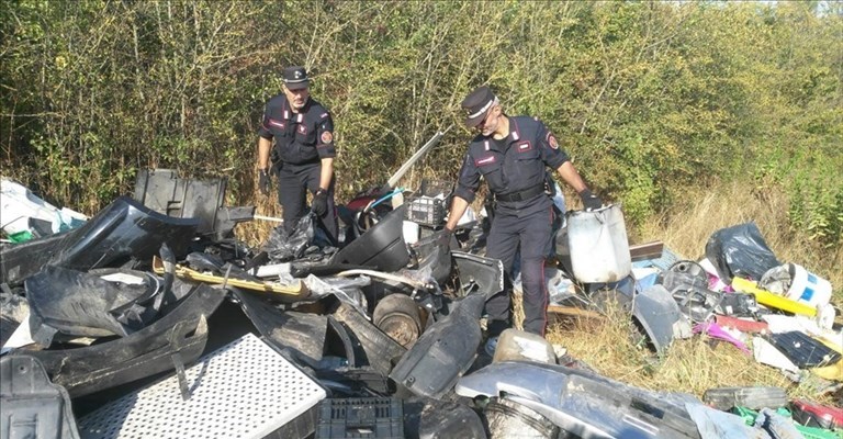 La discarica scoperta a Campi Bisenzio