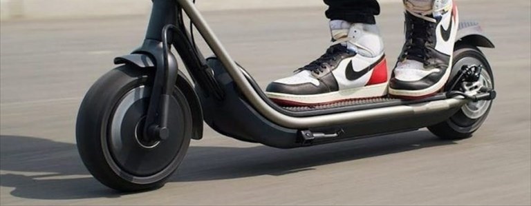 slitta l'arrivo dei monopattini in sharing