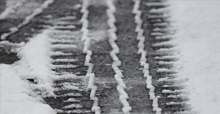 le regole del periodo invernale sulle strade