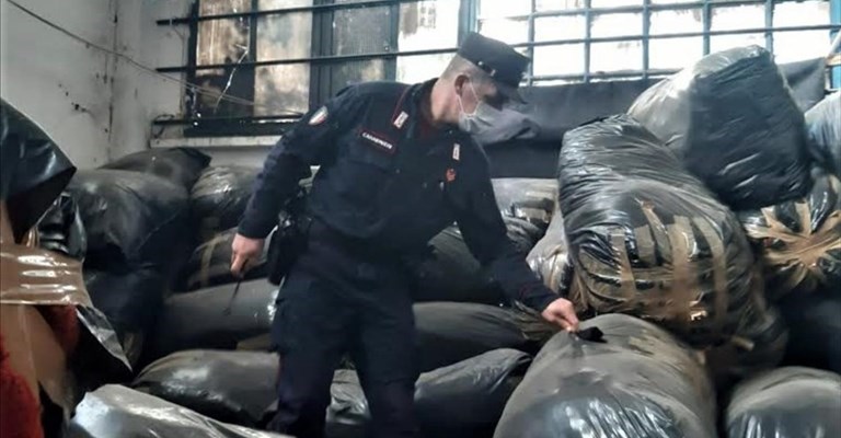 gli scarti trovati a Campi Bisenzio