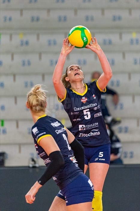 La palleggiatrice della Developres SkyRes Rzeszow Marta Krajewska (5).