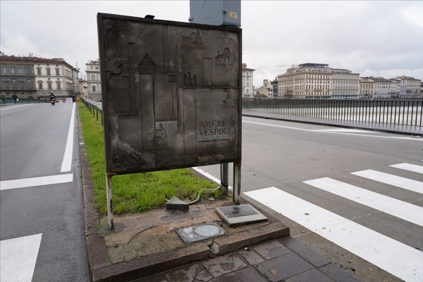 i lavori sul ponte Vespucci