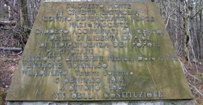 la lapide che ricorda la battaglia di Valibona