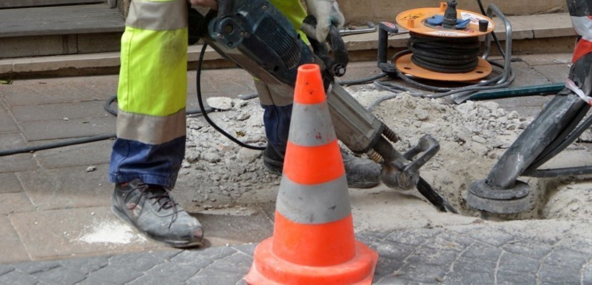 lavori urgenti in via Banti