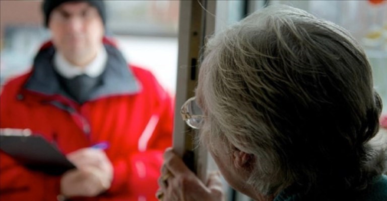 occhio alle truffe agli anziani