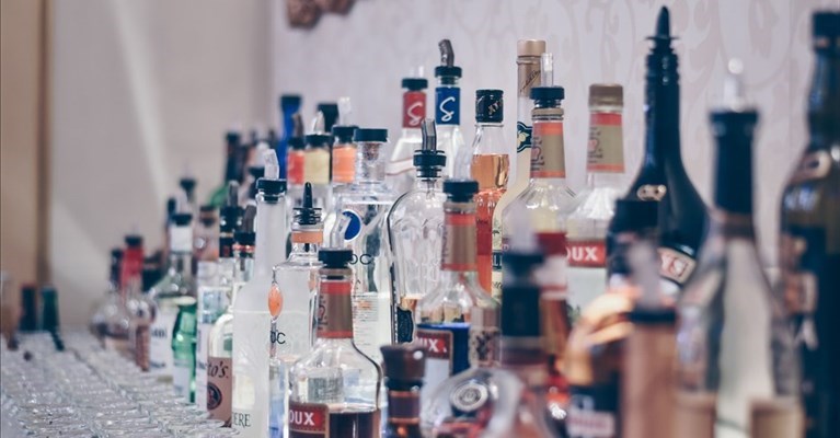 ladri di superalcolici