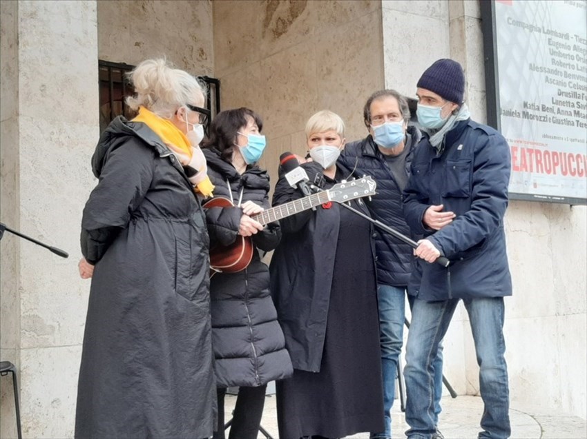 La protesta teatrale