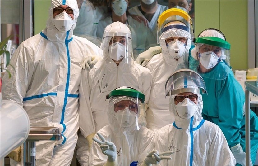 Personale di terapia intensiva a Lucca