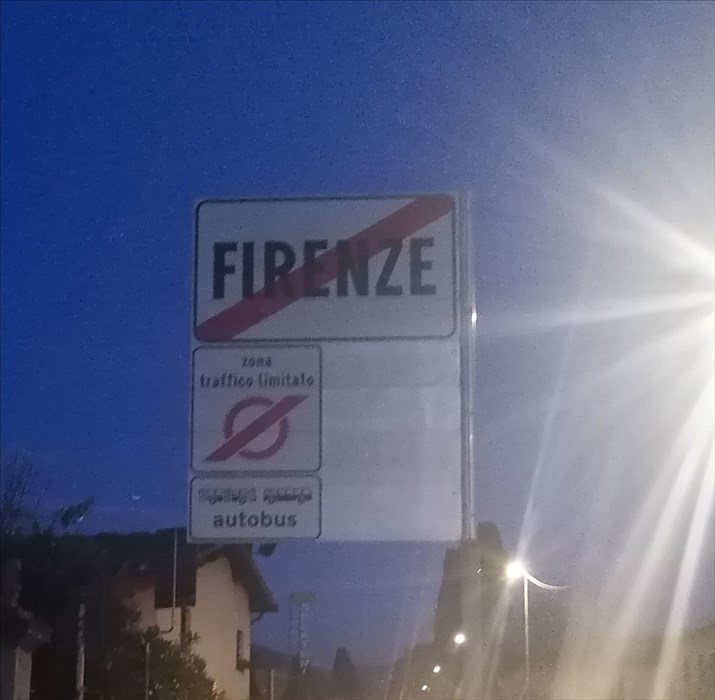 fuori e dentro la città