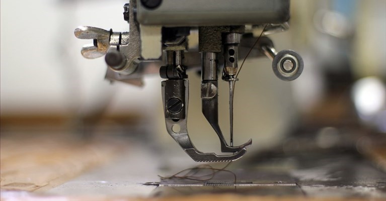 azienda tessile abusiva scoperta a Campi