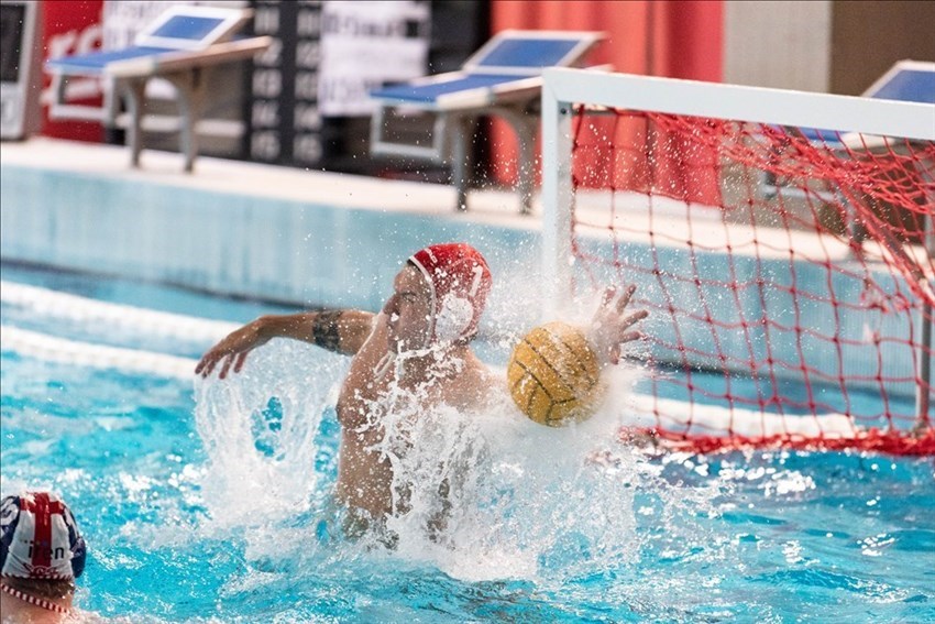 Il portiere della Rari Nantes Florentia Massimiliano Cicali (1).