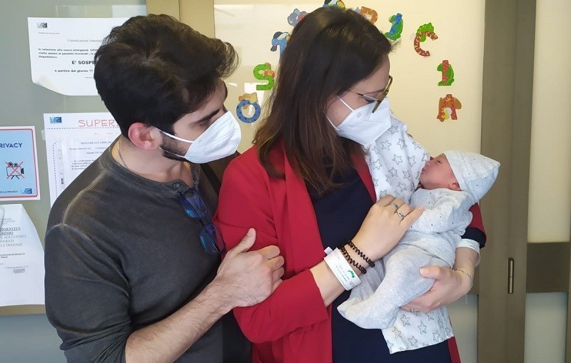 Lucia col marito e il piccolo Riccardo