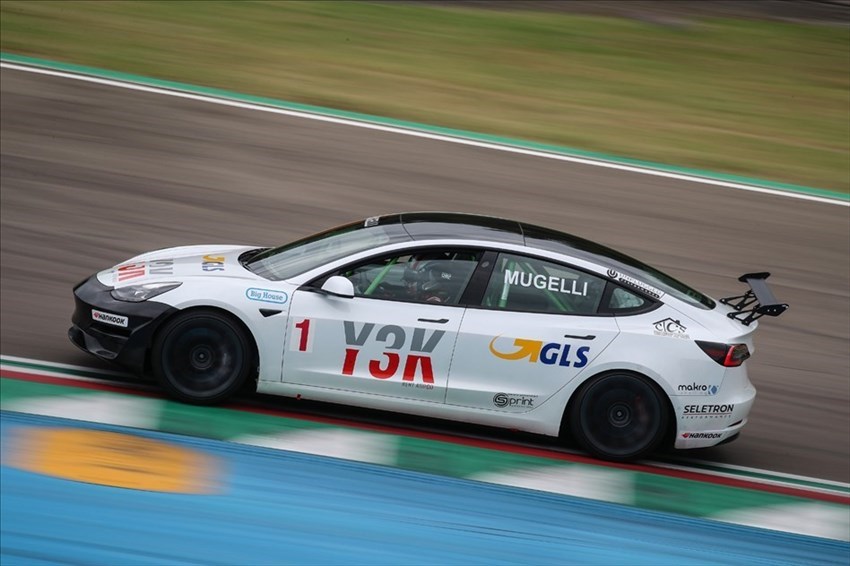 Immagini della manifestazione a Imola