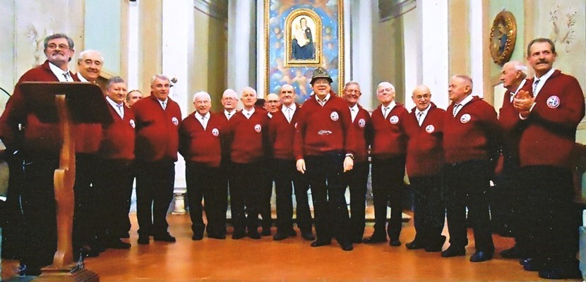 Il Coro Alpino del Mugello in San Lorenzo a Firenze per il 100° Anniversario della fondazione del Gruppo Alpini di Firenze.