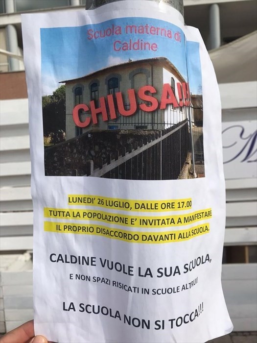 Manifestazione contro la chiusure della Scuola d'Infanzia alle Caldine