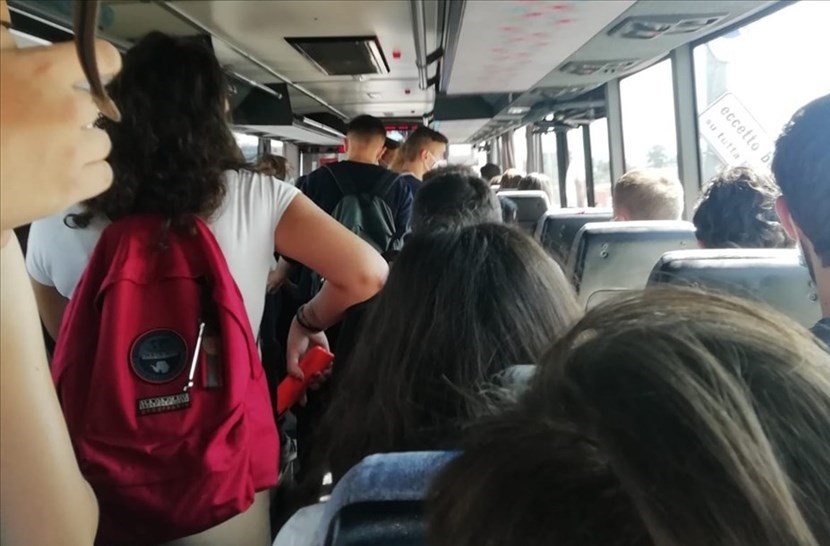 Studenti in autobus