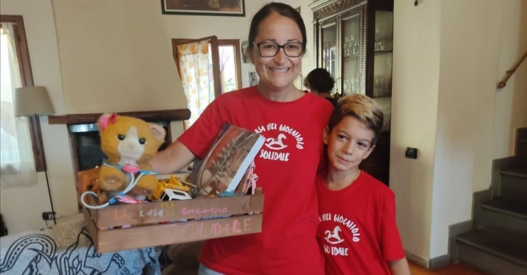 Jacopo e Arianna della casa del giocattolo solidale di Varese