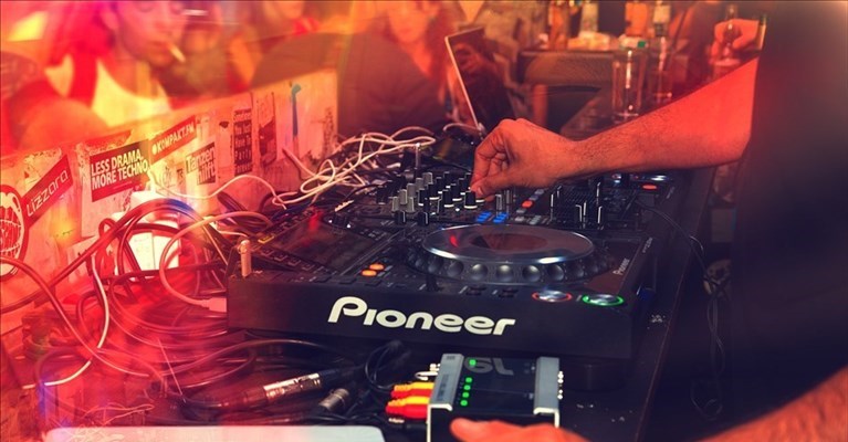 la discoteca abusiva