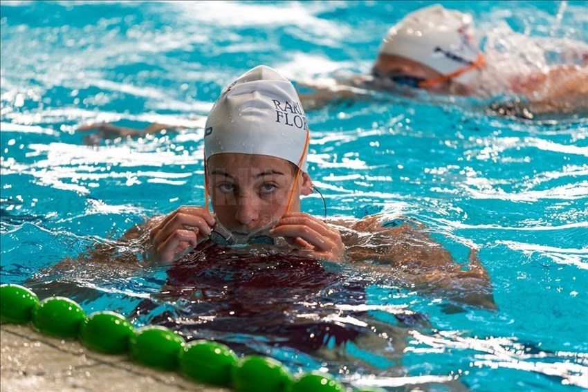 Una giocatrice della Rari Nantes Florentia durante il riscaldamento.