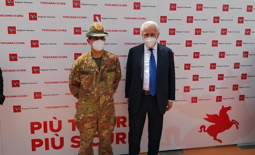 Il presidente Giani con il generale Figliuolo