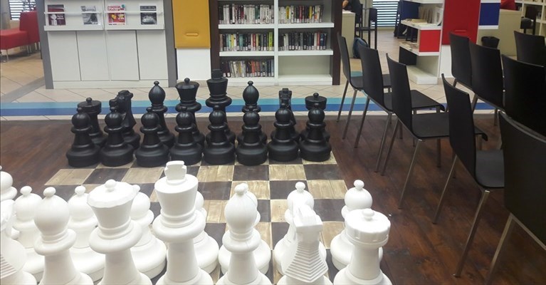 scacchi al Mario Luzi