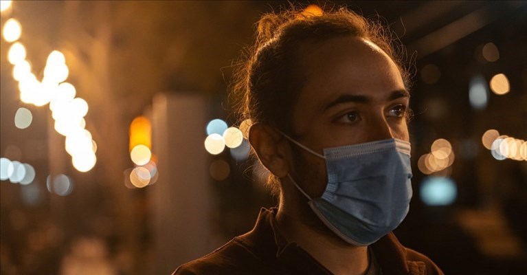 scatta l'obbligo mascherine in centro, primi controlli