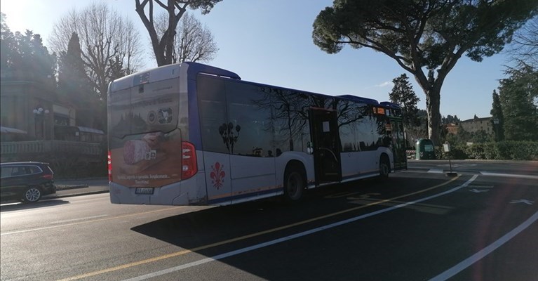 bus a singhiozzi