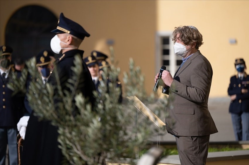 l'omaggio a Giovanni Palatrucci