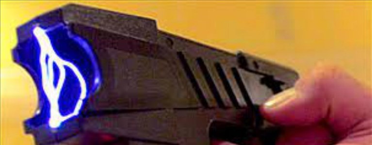 Arriva il teser ed è polemica