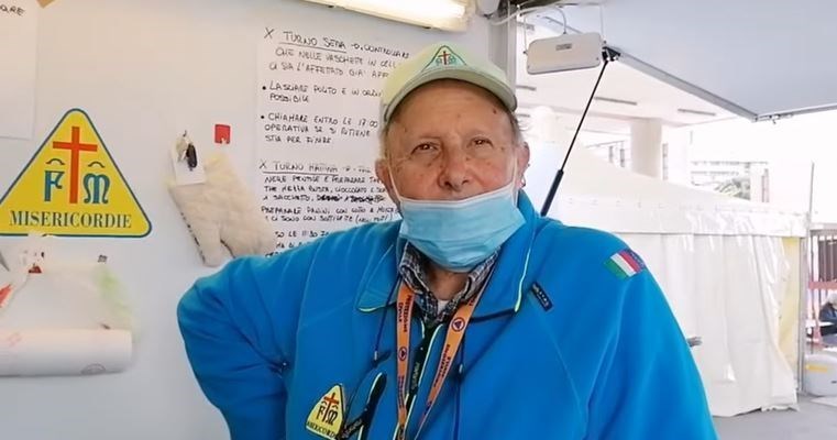 Roberto: ""un buon piatto caldo può curare anche l'anima di chi scappa dalla guerra"","",""2