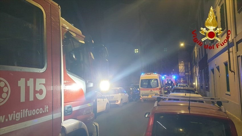 L'incendio in via Ponte all'Asse