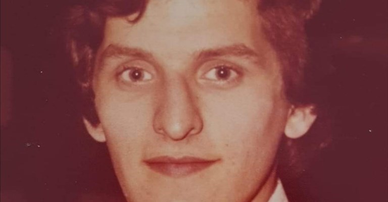 1977 . A Firenze tre neo fascisti uccidono il metronotte Remo Petroni