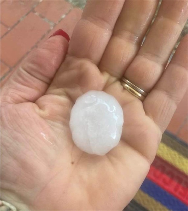 chicchi di grandine a San Casciano Val di Pesa