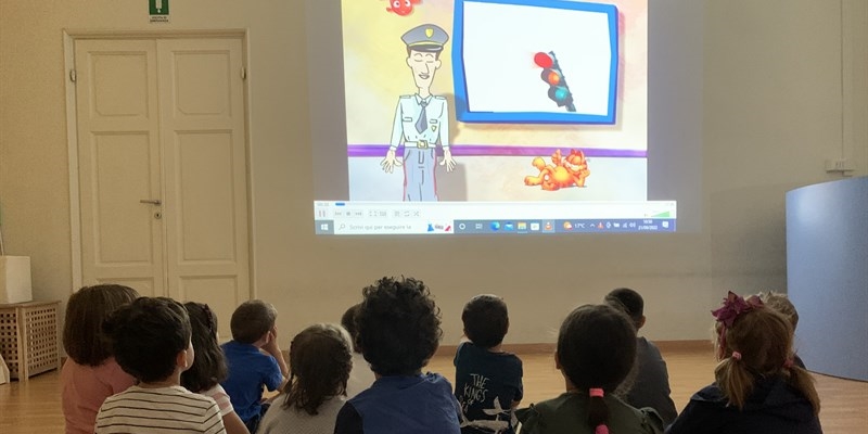 bimbi a scuola di sicurezza stradale