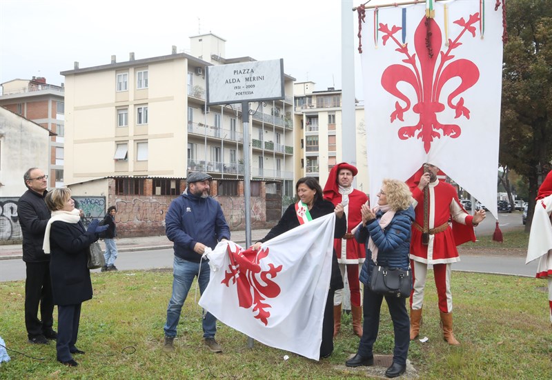 La cerimonia d'intitolazione