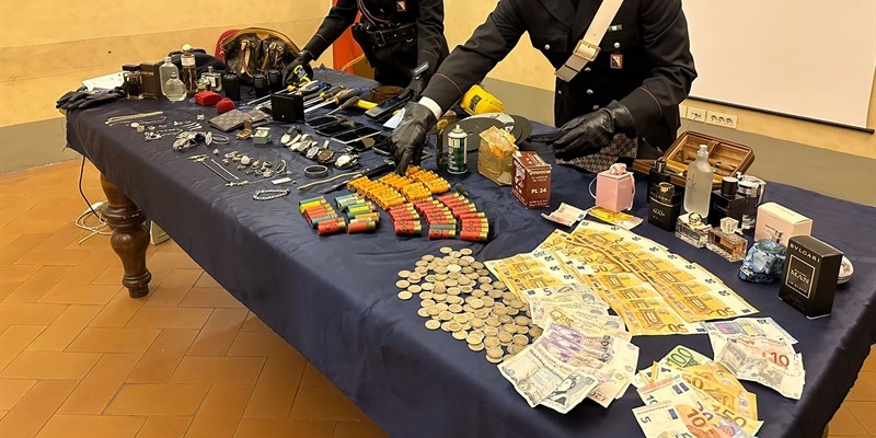 Il materiale sequestrato