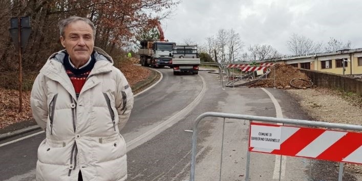 Il vicesindaco durante il sopralluogo