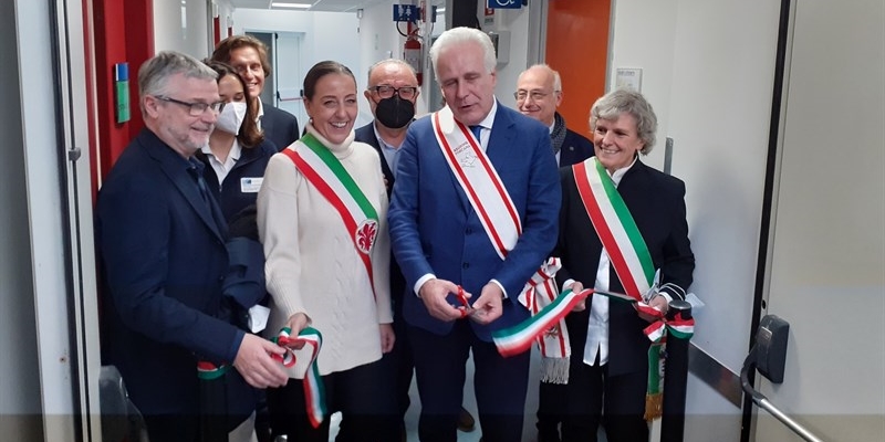 Il taglio del nastro