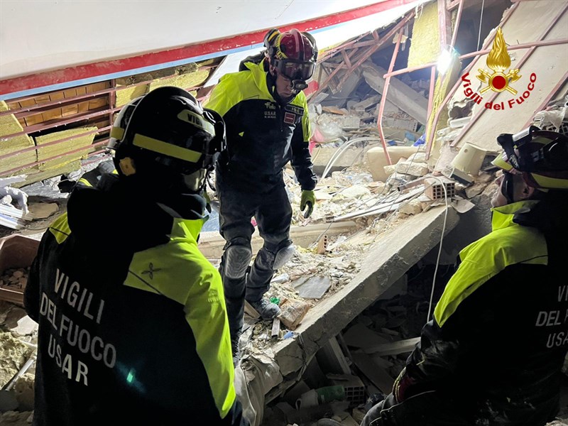 I Vigli del Fuoco in azione in Turchia.